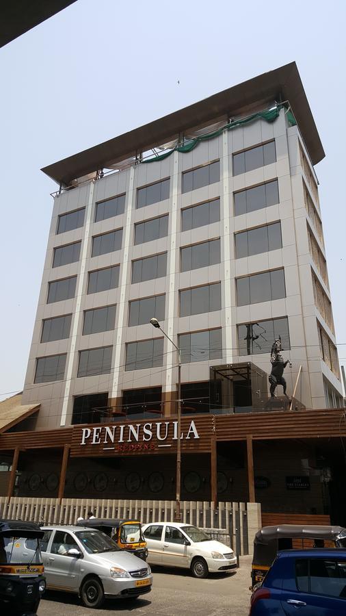Hotel Peninsula Redpine Мумбаи Экстерьер фото